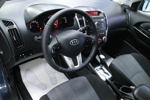 Хетчбэк Kia Ceed 2011 года, 878000 рублей, Солонцы