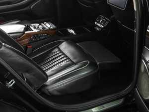 Седан Genesis G90 2016 года, 3299000 рублей, Тюмень