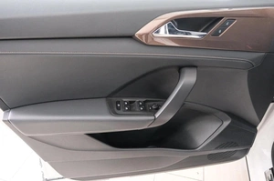 Внедорожник Volkswagen Tharu 2021 года, 3449000 рублей, Красноярск