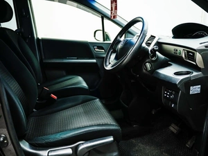 Минивэн Honda Freed 2012 года, 990000 рублей, Красноярск