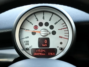 Хетчбэк MINI Cooper Clubman 2009 года, 719000 рублей, Волгоград