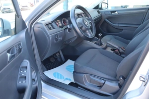 Седан Volkswagen Jetta 2013 года, 1100000 рублей, Мирное