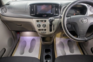 Хетчбэк Toyota Pixis Epoch 2016 года, 679000 рублей, Барнаул