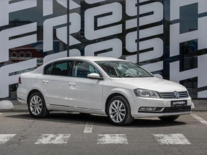 Седан Volkswagen Passat 2011 года, 1474000 рублей, Краснодар