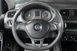 Седан Volkswagen Polo 2018 года, 739000 рублей, Тюмень