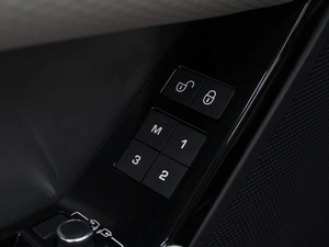 Внедорожник Land Rover Range Rover Velar 2020 года, 4349000 рублей, Омск