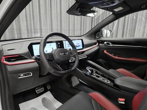 Внедорожник Geely Coolray 2024 года, 2400000 рублей, Красноярск