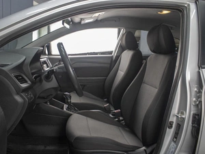 Седан Hyundai Solaris 2019 года, 1330000 рублей, Омск