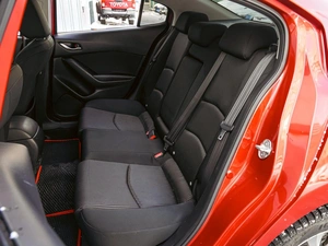 Седан Mazda 3 2014 года, 1398000 рублей, Краснодар