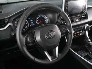 Внедорожник Toyota RAV4 2022 года, 3749000 рублей, Ростов-на-Дону