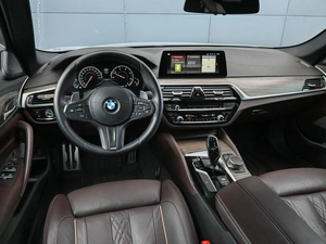 Седан BMW 5 серия 2018 года, 4349000 рублей, Кирилловка