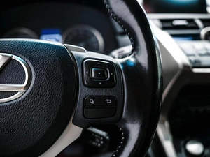 Внедорожник Lexus NX 2017 года, 3300000 рублей, Красноярск