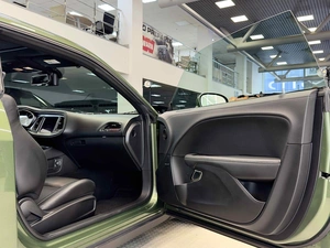 Купе Dodge Challenger SRT 2023 года, 15999999 рублей, Москва