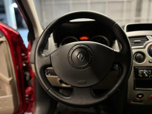 Седан Renault Megane 2005 года, 497000 рублей, Красноярск