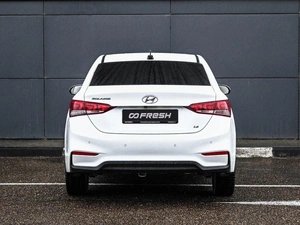 Седан Hyundai Solaris 2017 года, 1599000 рублей, Кирилловка