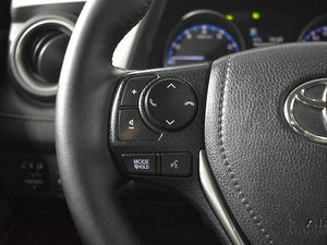 Внедорожник Toyota RAV4 2017 года, 2559900 рублей, Казань