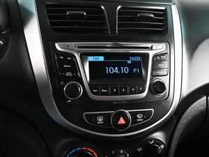 Седан Hyundai Solaris 2014 года, 899000 рублей, Аксай