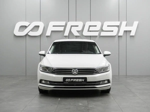 Седан Volkswagen Passat 2018 года, 1696000 рублей, Воронеж