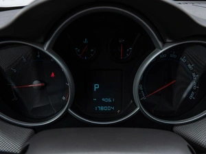 Седан Chevrolet Cruze 2010 года, 770000 рублей, Волгоград