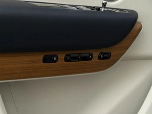 Внедорожник Rolls-Royce Cullinan 2019 года, 33000077 рублей, Москва