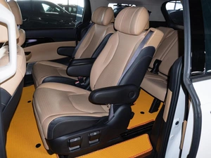 Минивэн Kia Carnival 2020 года, 4999000 рублей, Санкт-Петербург