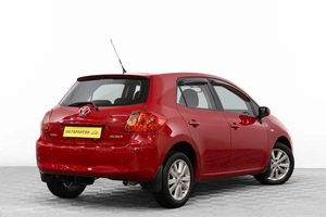 Хетчбэк Toyota Auris 2008 года, 729000 рублей, Барнаул