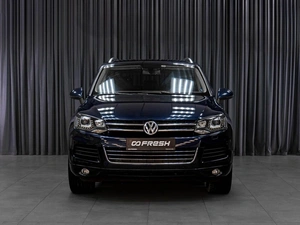 Внедорожник Volkswagen Touareg 2012 года, 1849000 рублей, Тюмень