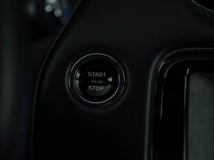 Седан Jaguar XJ 2013 года, 1799077 рублей, Москва