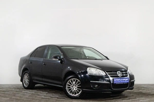 Седан Volkswagen Jetta 2009 года, 529000 рублей, Сургут
