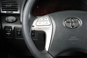 Седан Toyota Camry 2006 года, 1099000 рублей, Тюмень