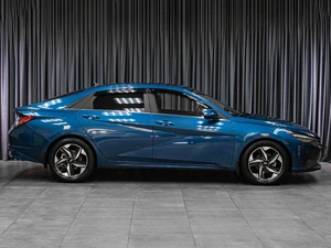 Седан Hyundai Elantra 2020 года, 1899000 рублей, Тюмень