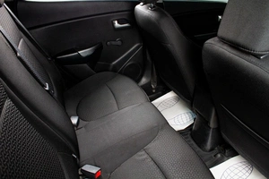 Седан Kia Rio 2015 года, 969000 рублей, Сургут
