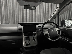 Минивэн Toyota Noah 2007 года, 1100000 рублей, Красноярск