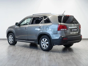 Внедорожник Kia Sorento 2010 года, 1299000 рублей, Саратов