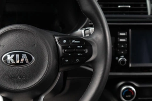 Седан Kia Rio 2019 года, 1689000 рублей, Оренбург