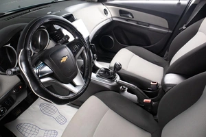 Седан Chevrolet Cruze 2012 года, 579000 рублей, Оренбург