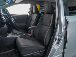 Хетчбэк Toyota Auris 2013 года, 1249000 рублей, Сургут