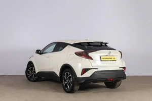 Внедорожник Toyota C-HR 2020 года, 2899000 рублей, Новосибирск