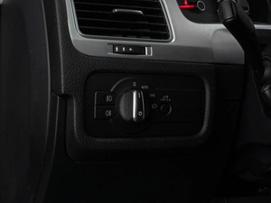 Внедорожник Volkswagen Touareg 2015 года, 2899000 рублей, Тюмень