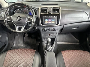 Хетчбэк Renault Sandero Stepway 2018 года, 899000 рублей, Уфа