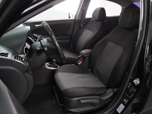 Седан Hyundai Solaris 2011 года, 799000 рублей, Воронеж