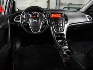 Хетчбэк Opel Astra 2012 года, 659000 рублей, Воронеж