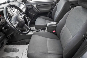 Внедорожник Toyota RAV4 2004 года, 789000 рублей, Барнаул