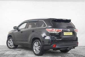 Внедорожник Toyota Highlander 2013 года, 2609000 рублей, Кемерово