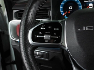 Внедорожник Jetour X70 Plus 2023 года, 1997000 рублей, Воронеж