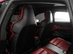 Седан Porsche Taycan 2020 года, 7639000 рублей, Тюмень