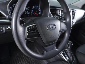 Седан Hyundai Solaris 2018 года, 1550000 рублей, Ростов-на-Дону