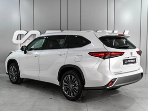 Внедорожник Toyota Highlander 2026 года, 5799000 рублей, Ростов-на-Дону