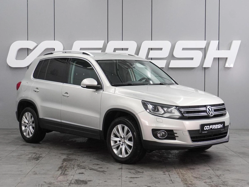 Внедорожник Volkswagen Tiguan 2012 года, 1149000 рублей, Воронеж