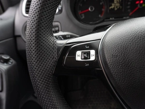 Седан Volkswagen Polo 2016 года, 1099000 рублей, Саратов